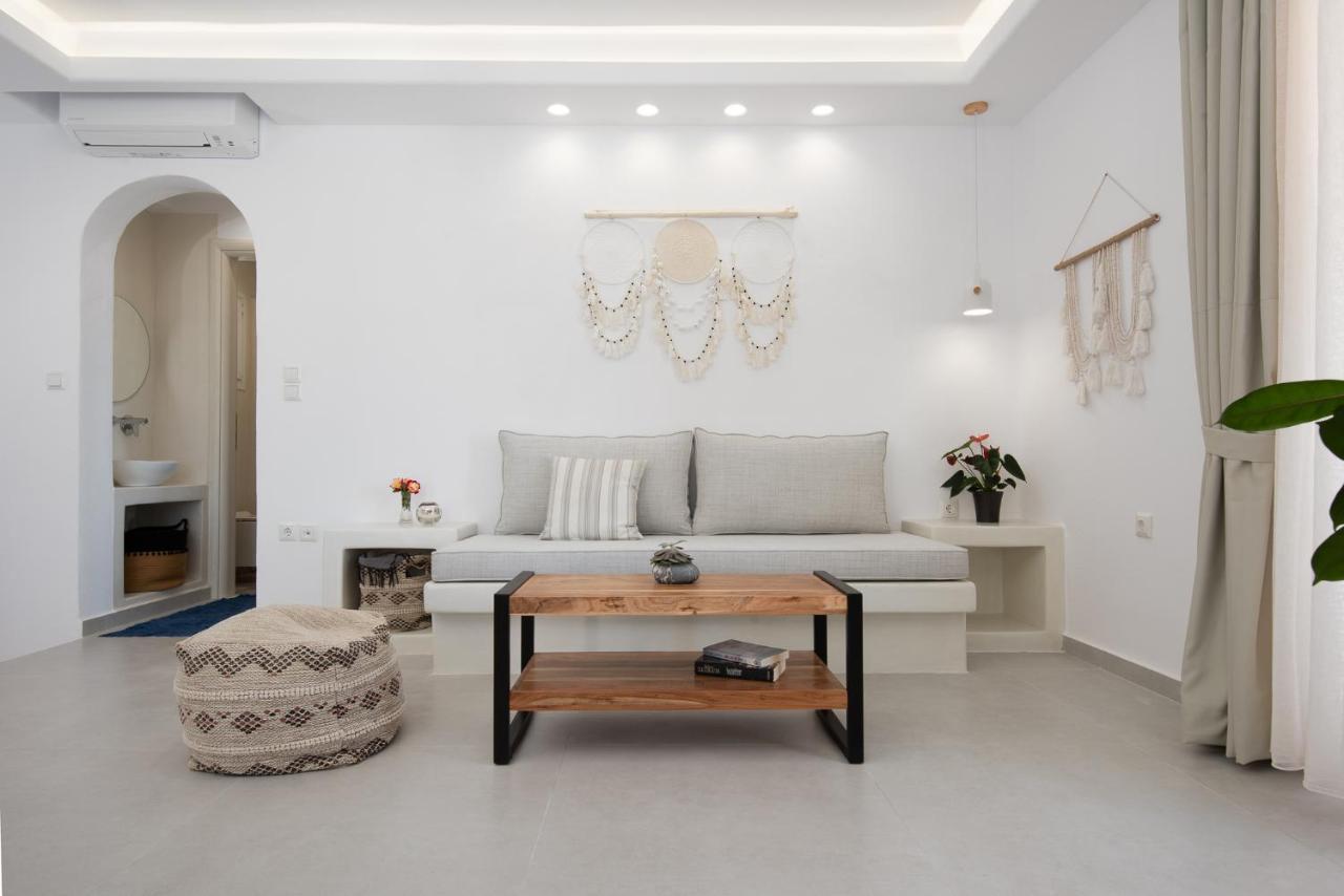 Naxos Skyline Deluxe * Agkidia
