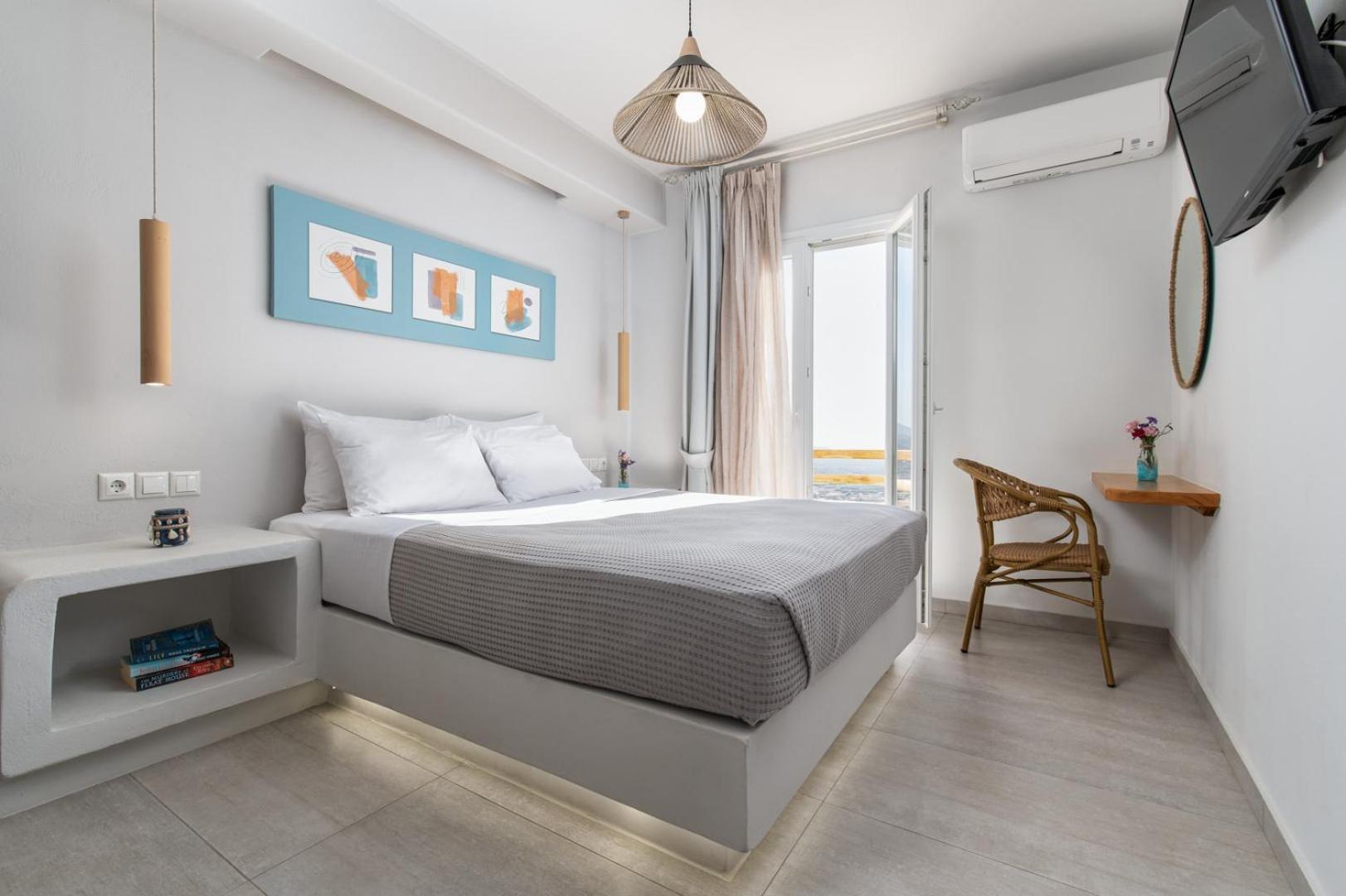Naxos Skyline Deluxe Villa